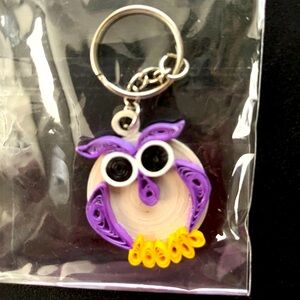 Quiling art owl purple key chain